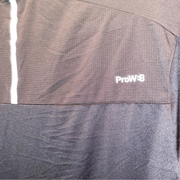SPYDER ACTIVE “ProWeb Shirt” Black Size Medium Short Sleeves Stretchy NWT - Picture 5 of 6